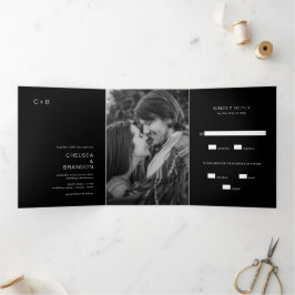 Invitación Tríptica Boda moderna con foto de monograma negro
