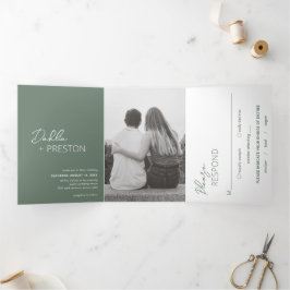Invitación Tríptica Boda moderna minimalista con foto en verde salvia