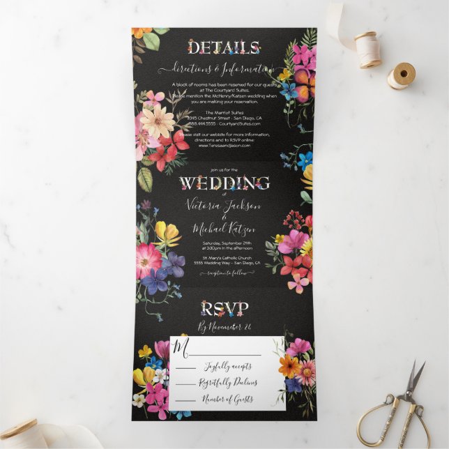 Invitación Tríptica Boda Moody de Flores Oscuras (Interior)
