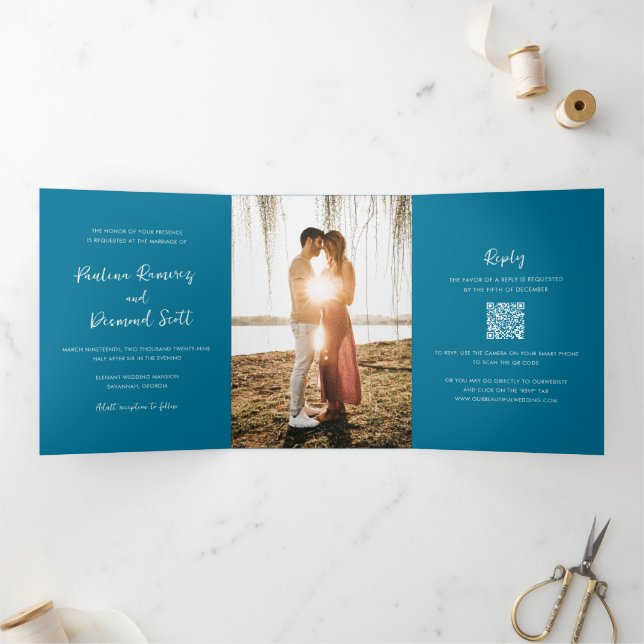 Invitación Tríptica Boda sencillo de código QR azul moderno (Interior)