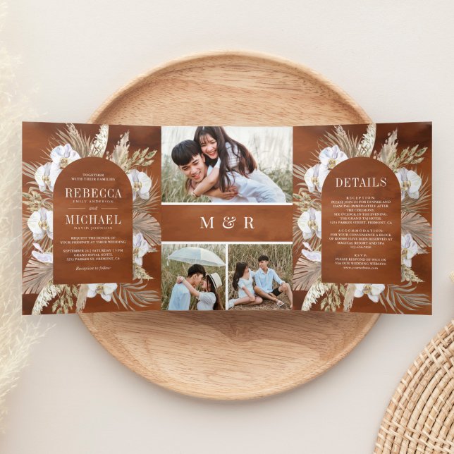 Invitación Tríptica Boda terrosa de palma seca orquídea blanca pampas  (Subido por el creador)