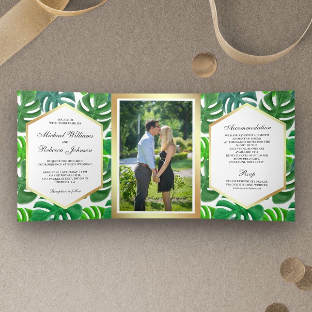 Invitación Tríptica Boda Tropical del Hexágono Verde y Blanco Monstera (Subido por el creador)