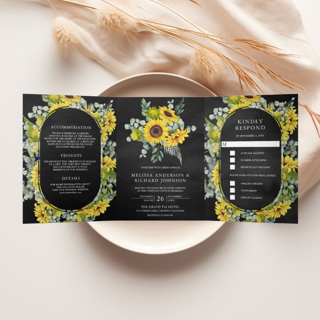 Invitación Tríptica Bodas Negras de Girasoles Rústicos Eucalipto 3 en  (Subido por el creador)