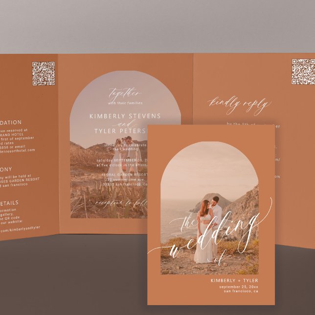 Invitación Tríptica Boho terracotta arch photo QR code wedding (Subido por el creador)