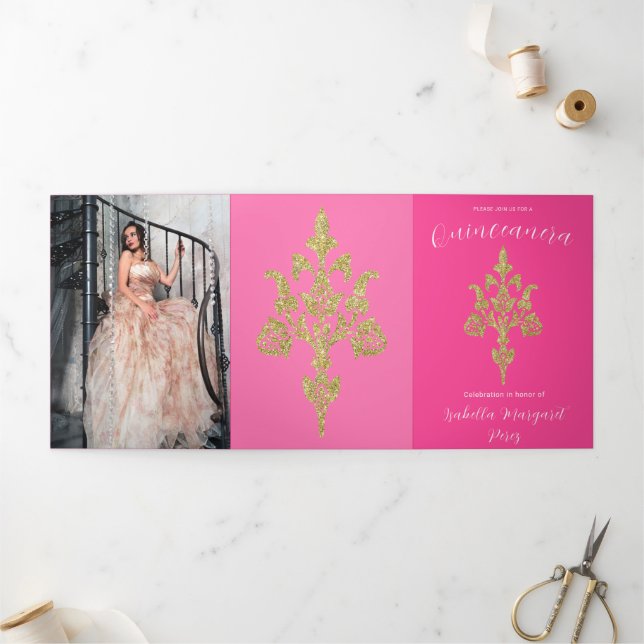 Invitación Tríptica Bonito Purpurina de oro Quinceanera (Exterior)