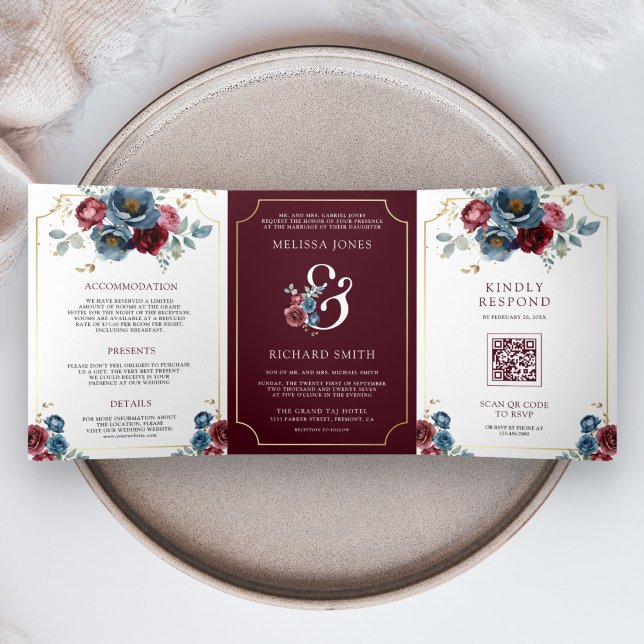 Invitación Tríptica Burgundy Navy Floral Ampersand QR Code Wedding (Subido por el creador)