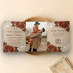 Invitación Tríptica Burlap Polvoriento Terracota Rosa Código QR Boda
