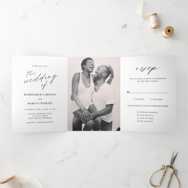 Invitación Tríptica Caligrafía de moda Matrimonio simple foto elegante (Interior)