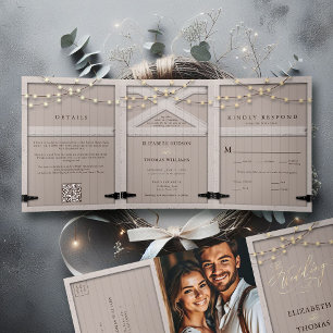 Invitación Tríptica Caligrafía rústica de madera de grano Boda elegant