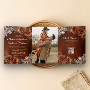 Invitación Tríptica Código QR de Boda Polvo de Terracota Naranja Quema