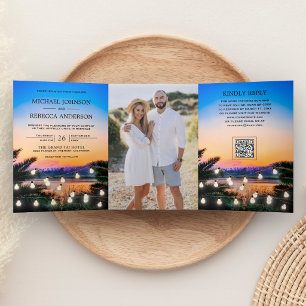 Invitación Tríptica Código QR de foto de luces de puesta de sol en pla