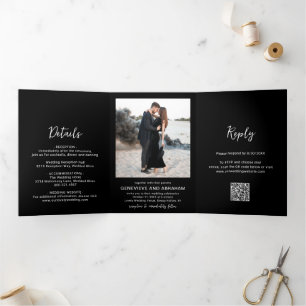 Invitación Tríptica Código QR de foto negra limpia boda moderna
