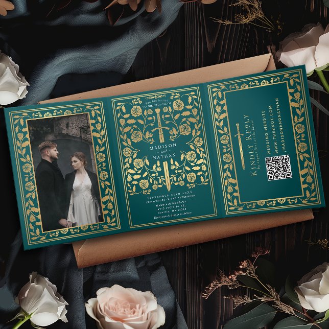 Invitación Tríptica Código QR del Boda de espadas medievales verde azu (Subido por el creador)