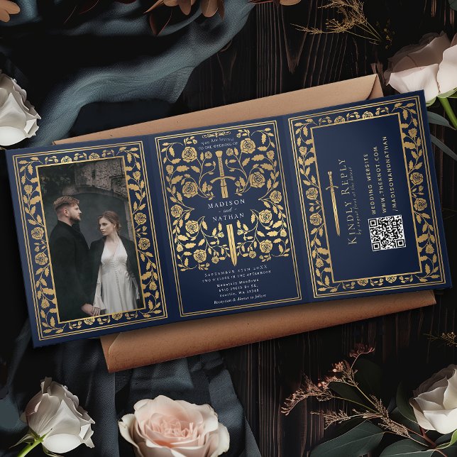 Invitación Tríptica Código QR para el Boda de espadas medievales azul (Subido por el creador)