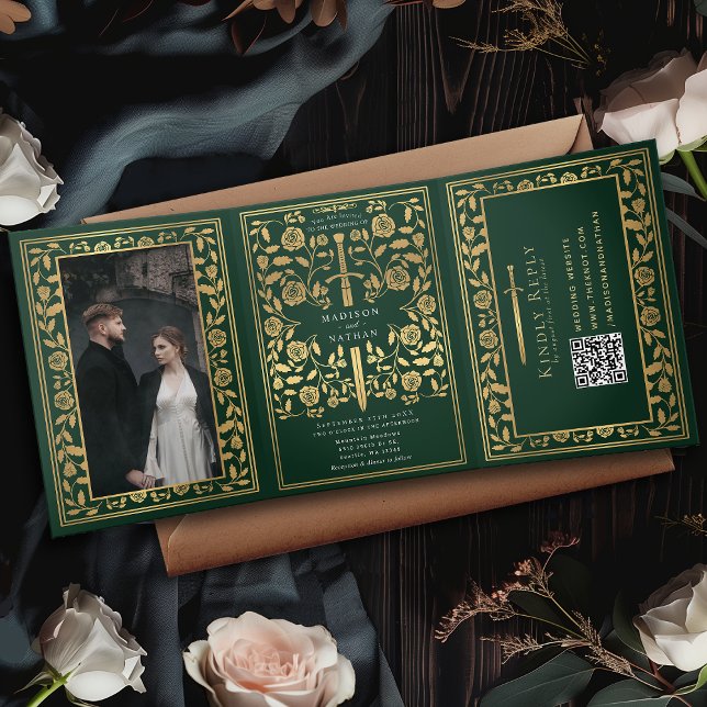 Invitación Tríptica Código QR para el Boda de espadas medievales verde (Subido por el creador)
