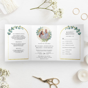 Invitación Tríptica Corona de boda de eucalipto rústico con arco de or