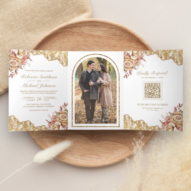 Invitación Tríptica Cream Floral Gold Lace QR Code Boda de fotografía (Subido por el creador)