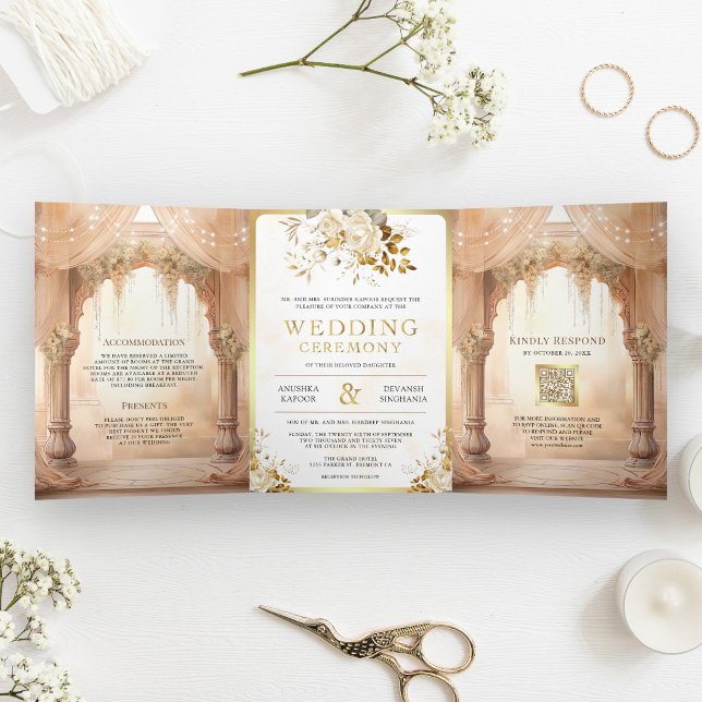 Invitación Tríptica Dreamy Cream Floral Indian Mandap Hindu Wedding (Subido por el creador)