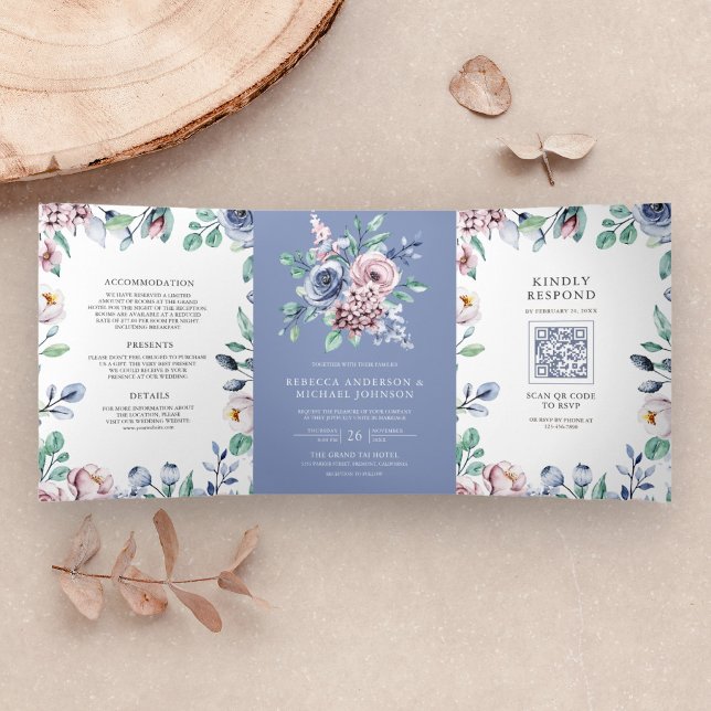 Invitación Tríptica Dusty Periwinkle Blue Pink Floral QR Code Boda (Subido por el creador)