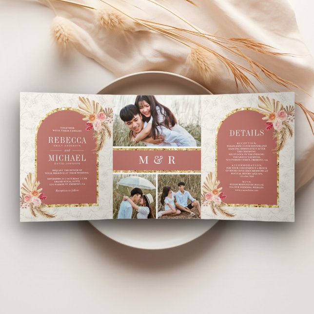 Invitación Tríptica Earthy Boho Floral Pampas Rosa de Cine Boda (Subido por el creador)