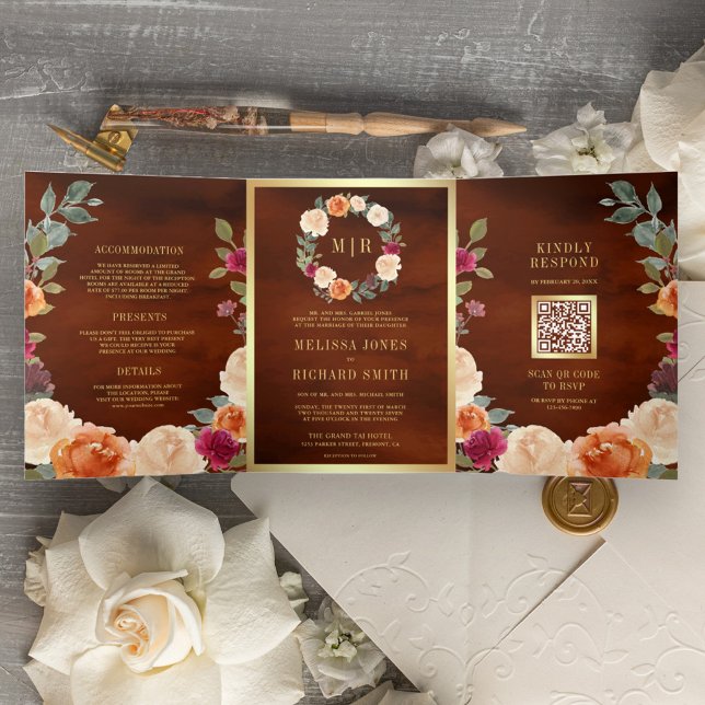 Invitación Tríptica Earthy Floral Wreath QR Código Terracotta Boda (Subido por el creador)