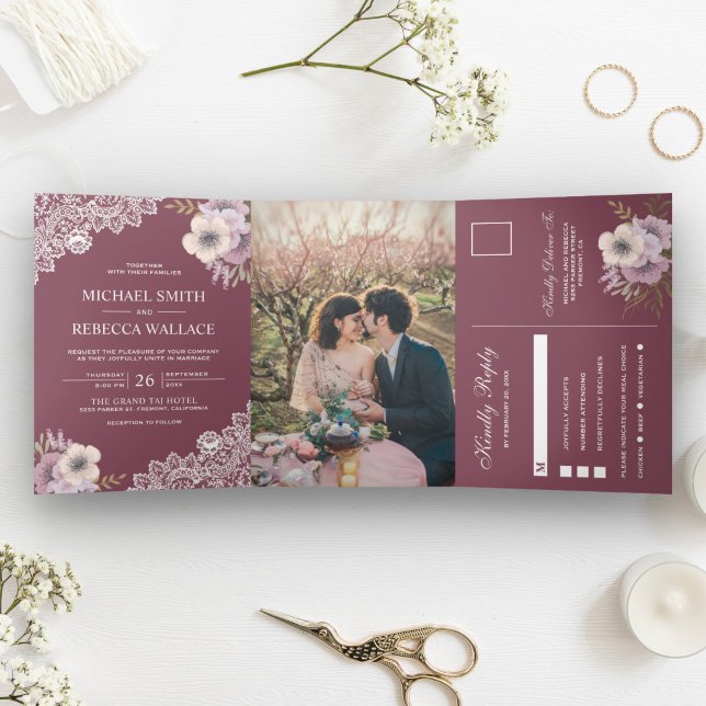 Invitación Tríptica Elegante Boda de encaje floral rosa y turbio (Subido por el creador)