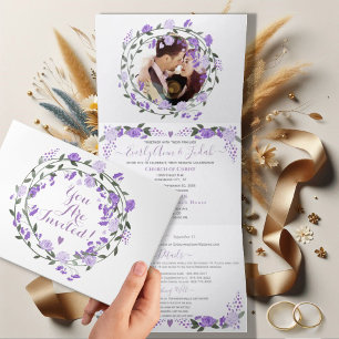 Invitación Tríptica Elegante Boda floral púrpura púrpura triple foto