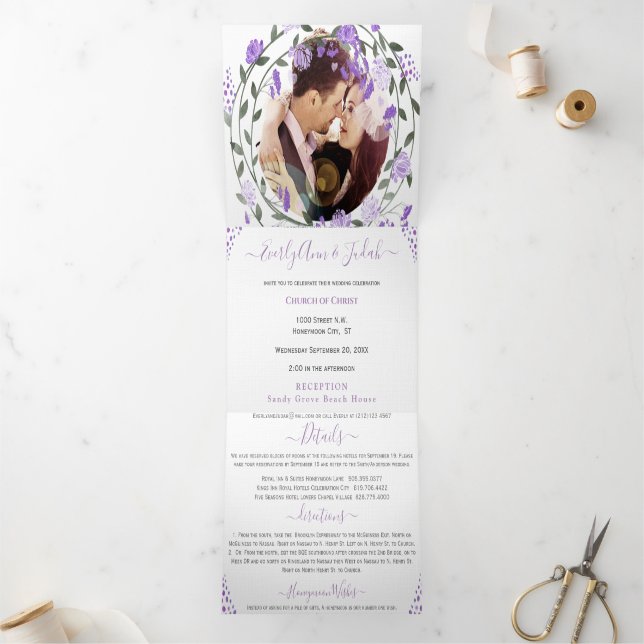 Invitación Tríptica Elegante Boda floral púrpura púrpura triple foto (Interior)