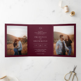 Invitación Tríptica Elegante Código QR de Burgundy Profundo Clásico Bo