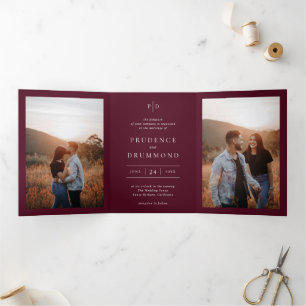Invitación Tríptica Elegante Código QR de Burgundy Profundo Clásico Bo