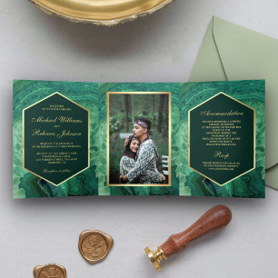Invitación Tríptica Faux Relieve metalizado dorado Green Agate Boda Ph