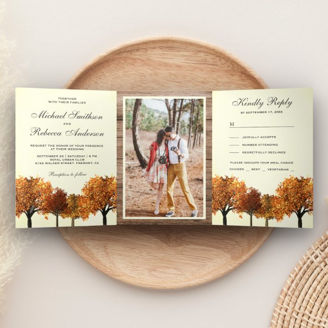 Invitación Tríptica Foto de boda de bosque de árboles de otoño rústico (Subido por el creador)