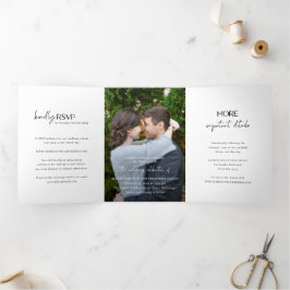 Invitación Tríptica Foto en Blanco y Negro Chic Boda Moderna