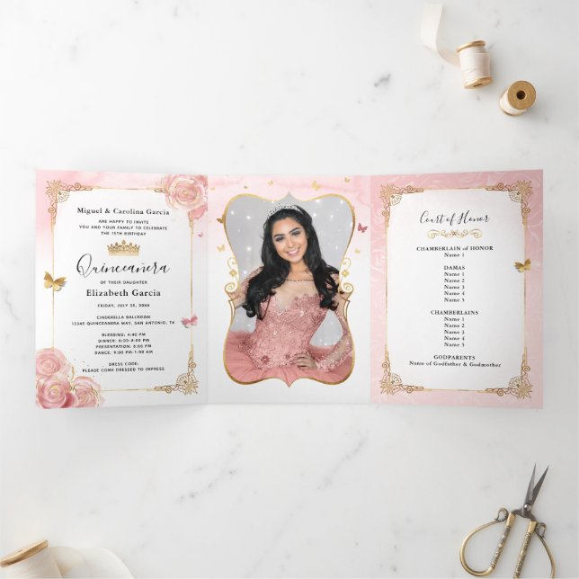 Invitación Tríptica Foto Español de Quinceanera Rosa y Oro (Interior)