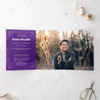 Invitación Tríptica Graduación de foto de pincel de edugie púrpura