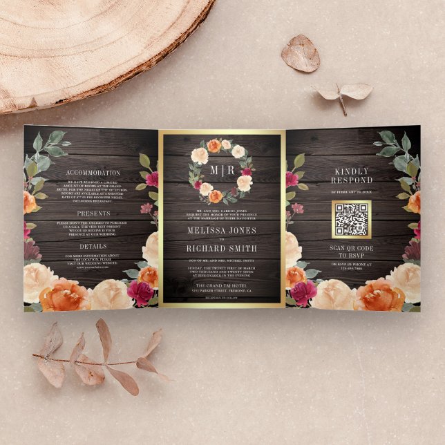 Invitación Tríptica Guirnalda floral terrosa de madera rústica Código  (Subido por el creador)