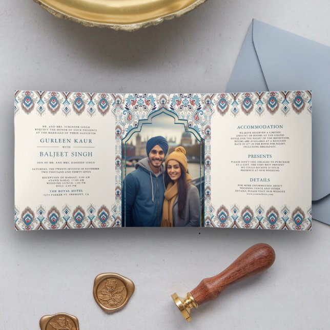 Invitación Tríptica Ikat gris azul en un Boda de Anand Karaj Sikh (Subido por el creador)