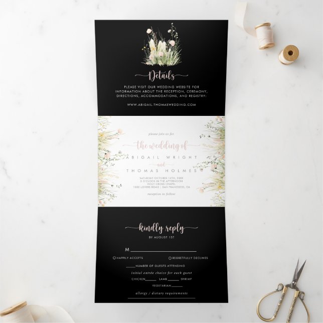 Invitación Tríptica La vegetación Boho Wildflower Negro El Boda de (Interior)