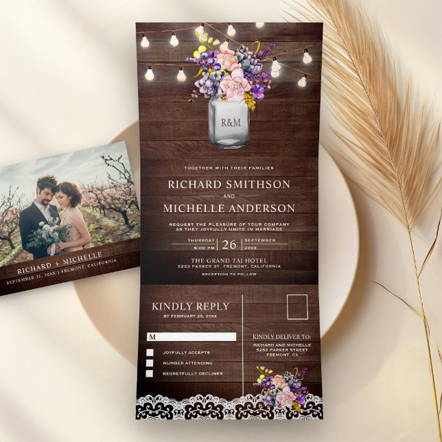 Invitación Tríptica Lilac Roses rosados Mason Jar String Lights Boda (Subido por el creador)