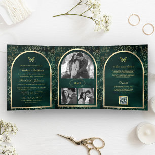Invitación Tríptica Línea de arte verde esmeralda Mariposa arco dorado