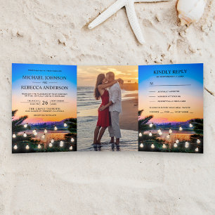 Invitación Tríptica Luces de cuerda de puesta de sol en la playa tropi