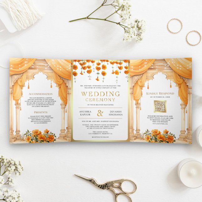 Invitación Tríptica Marigold Floral Sur de India Mandap Boda hindú (Subido por el creador)