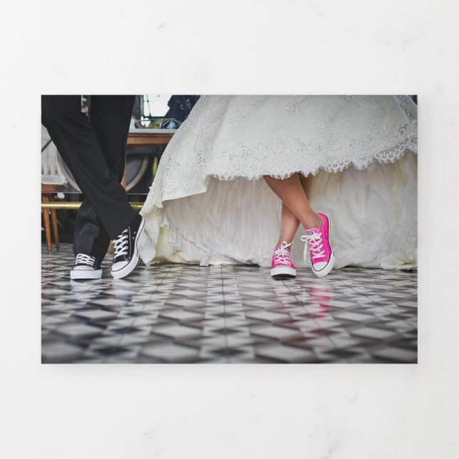 Invitación Tríptica Matrimonio Boda novia zapato vestido Boda (Foto de portada)
