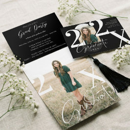 Invitación Tríptica Minimal Modern Bold Graduation Year Arch Photo