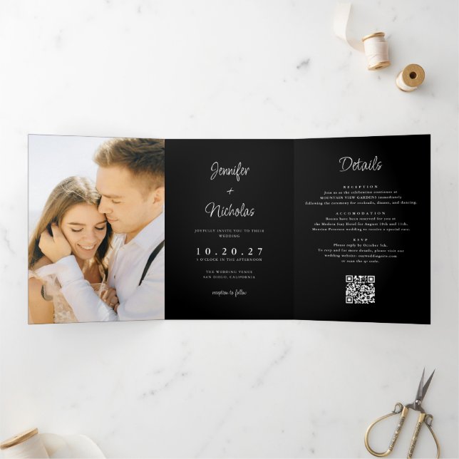Invitación Tríptica Moderna boda negra RSVP Detalles del código QR Fot (Interior)