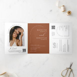 Invitación Tríptica Moderna Terracota Boho Arch Foto Boda de código QR