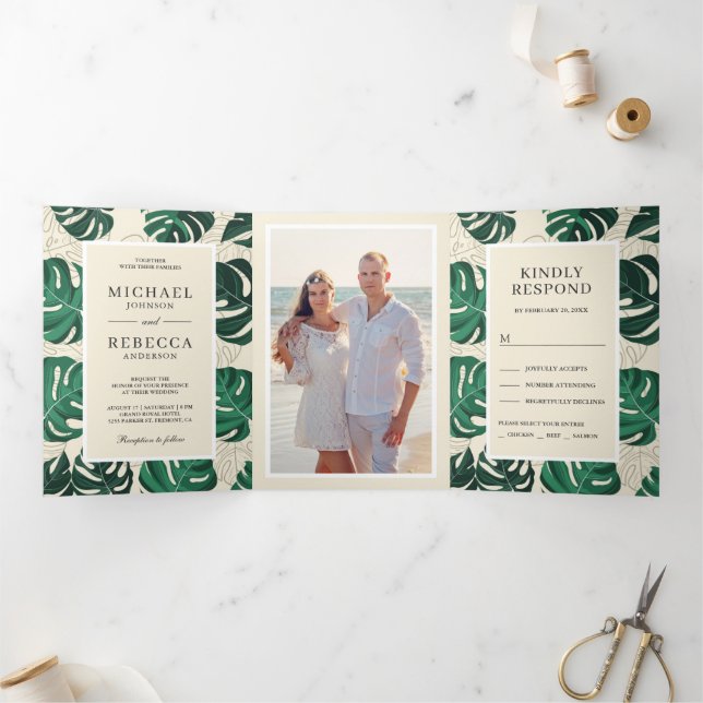 Invitación Tríptica Monstera tropical verde y beige deja Boda (Interior)