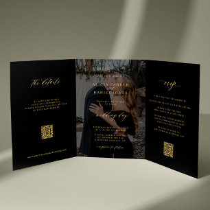Invitación Tríptica Noche de fotos en negro dorado detalles RSVP códig