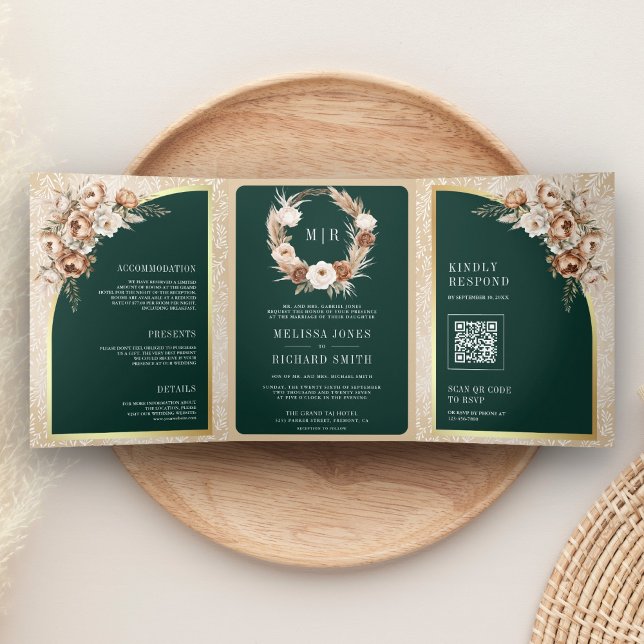 Invitación Tríptica Pampas Beige Earthy Floral Emerald Green Wedding (Subido por el creador)