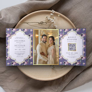 Invitación Tríptica Patrón floral de periwinkle Código QR Boda indio